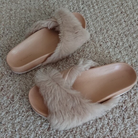 Vince sheep fur Garrison beige leather slide sandals size 38 - Picture 3 of 11